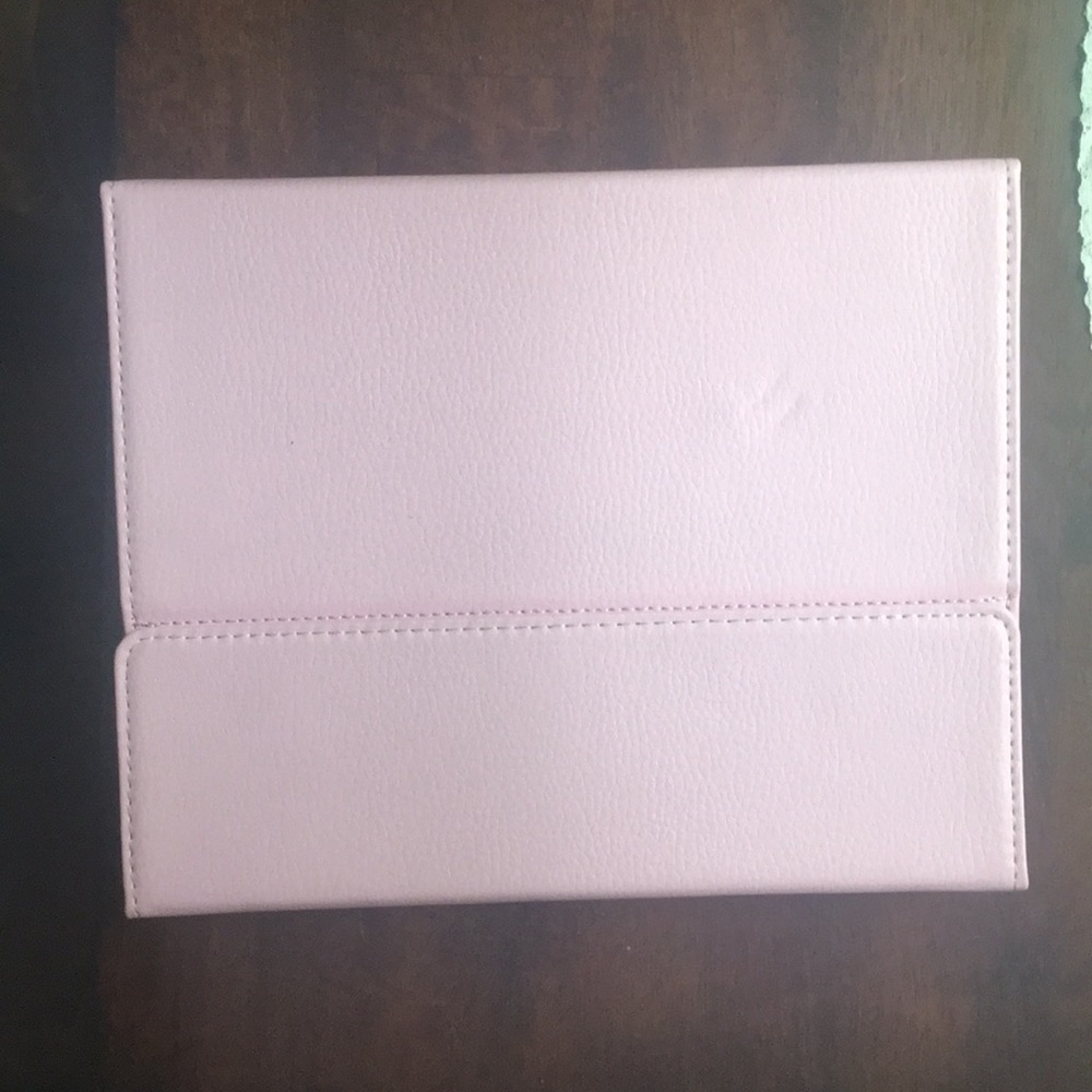 Pink Bluetooth iPad keyboard and case